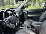 Kia Sorento-12
