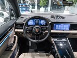 Porsche Macan 4-16