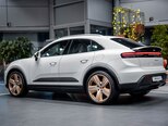 Porsche Macan 4-7