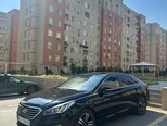 Hyundai Sonata-2