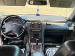 Mercedes E 240-7