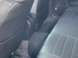 Mercedes E 200-11