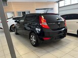 Hyundai Accent-2