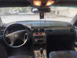 Mercedes E 220-4