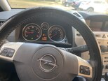 Opel Zafira-9