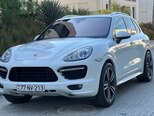 Porsche Cayenne-4