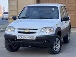 Chevrolet Niva-1