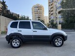 Chevrolet Niva-6