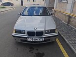 BMW 320-1