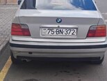 BMW 320-2