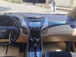 Hyundai Elantra-15