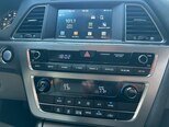 Hyundai Sonata-6