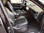 Porsche Cayenne-7