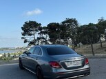 Mercedes E 300 4MATIC-6