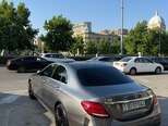 Mercedes E 300 4MATIC-14