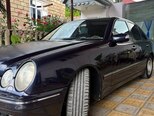 Mercedes E 270-5