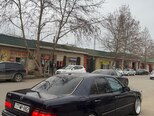 Mercedes E 270-3