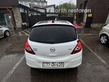Opel Corsa-2