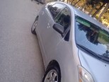 Toyota Prius-12