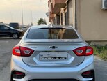 Chevrolet Cruze-12