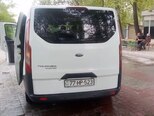 Ford Tourneo Custom-2