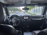 Jeep Wrangler-12