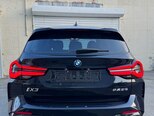 BMW iX3-15