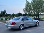 Mercedes E 320-28