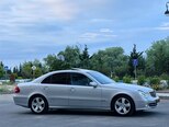 Mercedes E 320-23