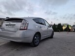 Toyota Prius-4
