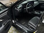 Lexus ES 300h-14