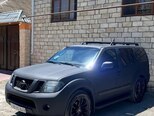 Nissan Pathfinder-12