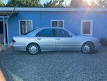 Mercedes E 240-3