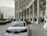BMW 530e-7