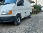 Ford Transit-8