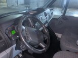 Ford Transit-10