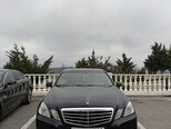 Mercedes E 220-1