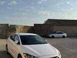Hyundai Avante-5