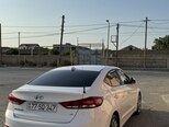 Hyundai Avante-3