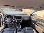 Hyundai Avante-11