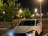 Hyundai Elantra-1
