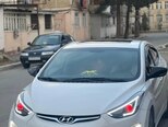 Hyundai Elantra-2