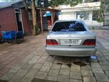 Mercedes E 200-2