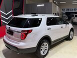 Ford Explorer-11
