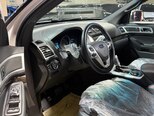 Ford Explorer-13