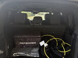 Land Rover Defender-6