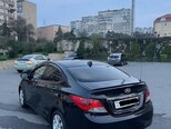 Hyundai Accent-4