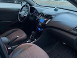 Hyundai Accent-11