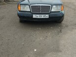 Mercedes 250 D-1