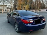 Hyundai Sonata-6